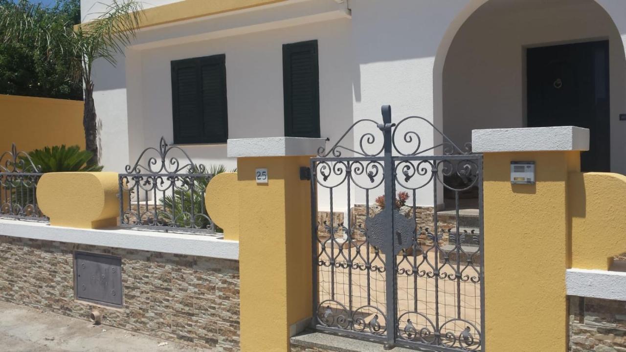 La Casa Di Madia Villa Gagliano del Capo Exteriör bild
